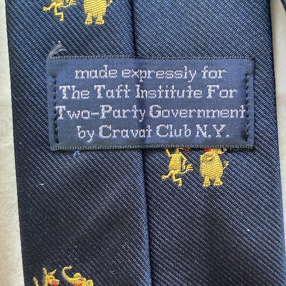 Cravat Club custom tie for the Taft Institute with donkey & elephant. - Picture 3 of 6